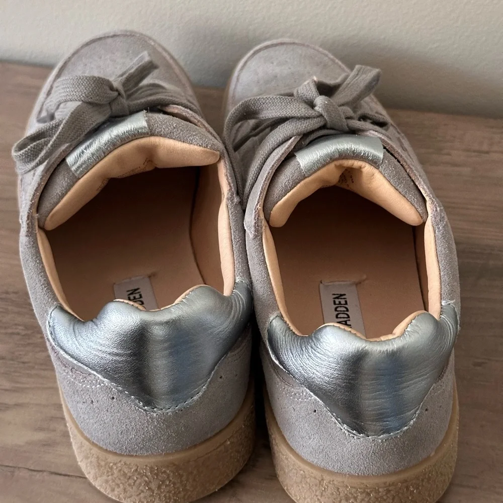 Steve Madden sneakers New in Box size 9 - Picture 2 of 10